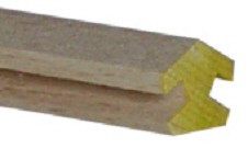 Pyramideneckleiste 1m lang 8eck 4mm Nut