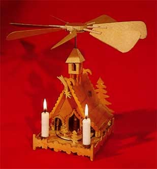 Laubsägevorlage Pyramide Waldkirche
