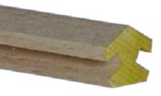 Pyramideneckleiste 1m lang 6eck 4mm Nut